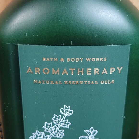 Bath & Body Works Aromatherapy Stress Relief Eucalyptus Spearmint Body L… - Picture 3 of 6